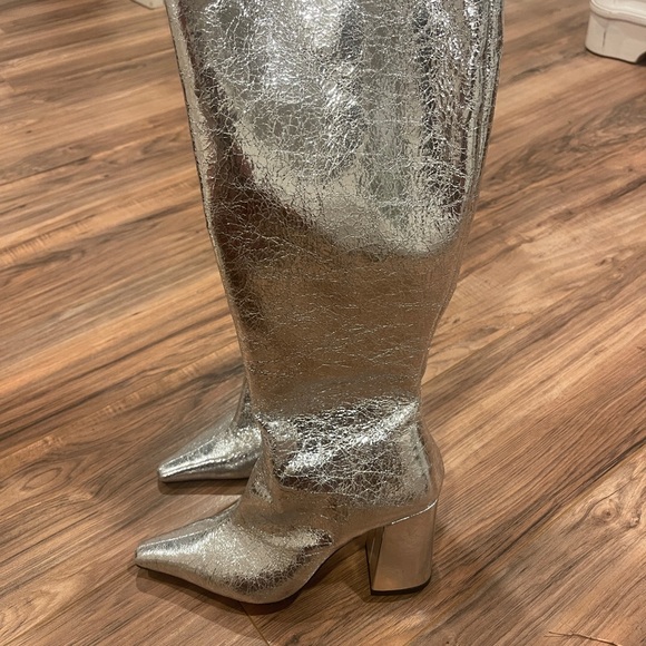 Metallic below the knee boots - Picture 2 of 3
